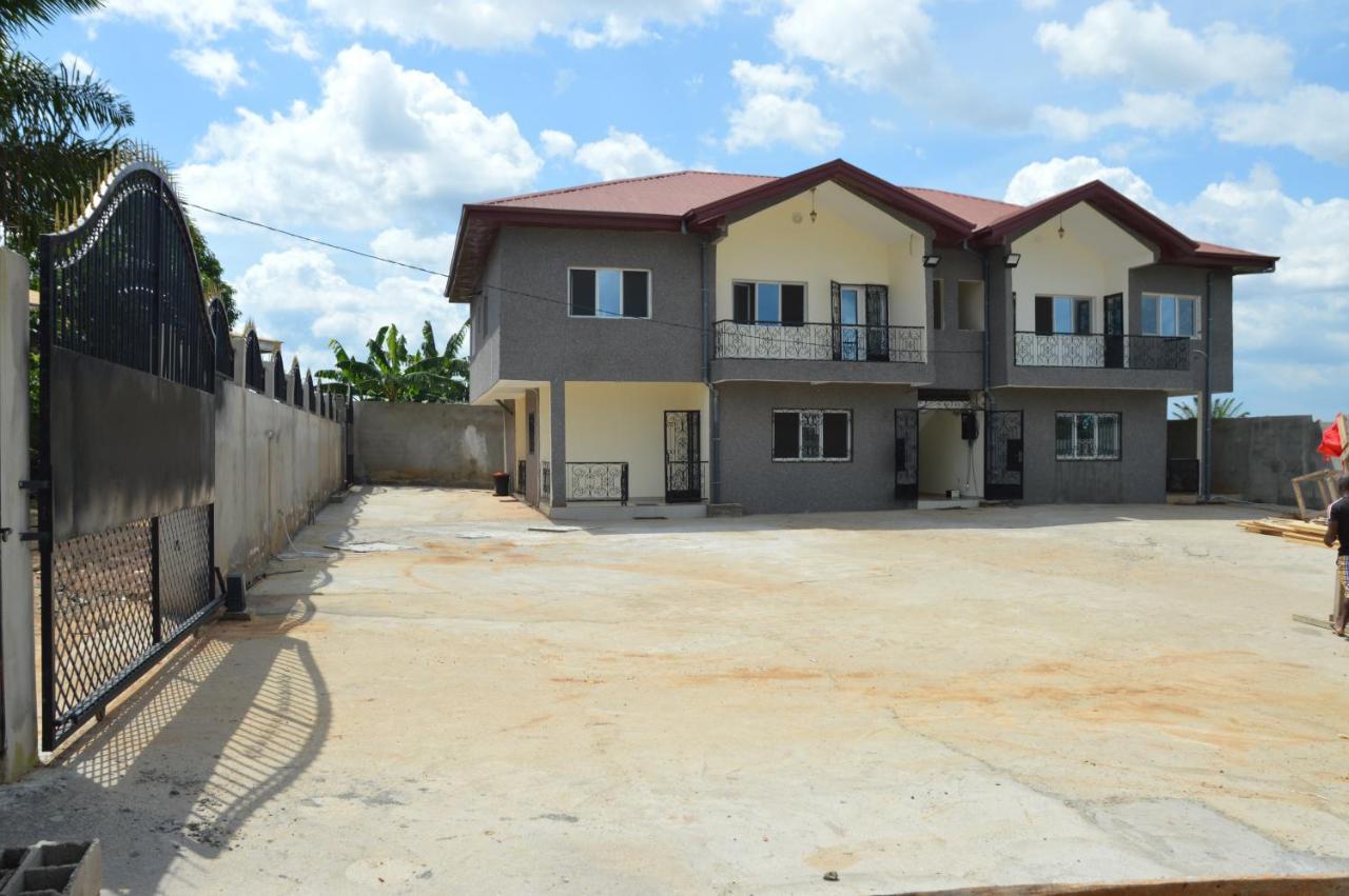 Residence Rosalie Яунде Экстерьер фото