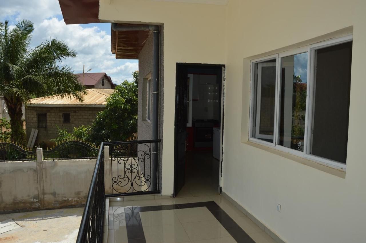 Residence Rosalie Яунде Экстерьер фото