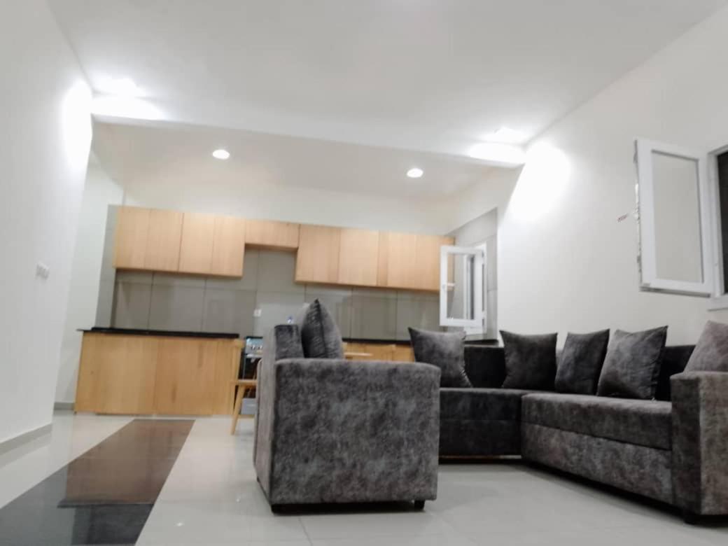 Residence Rosalie Яунде Экстерьер фото